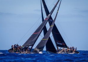El-Monte-Real-Club-de-Yates-vuelve-a-poner-el-foco-de-la-nautica-mundial-en-Galicia-Foto-Nico-Martinez--768x543